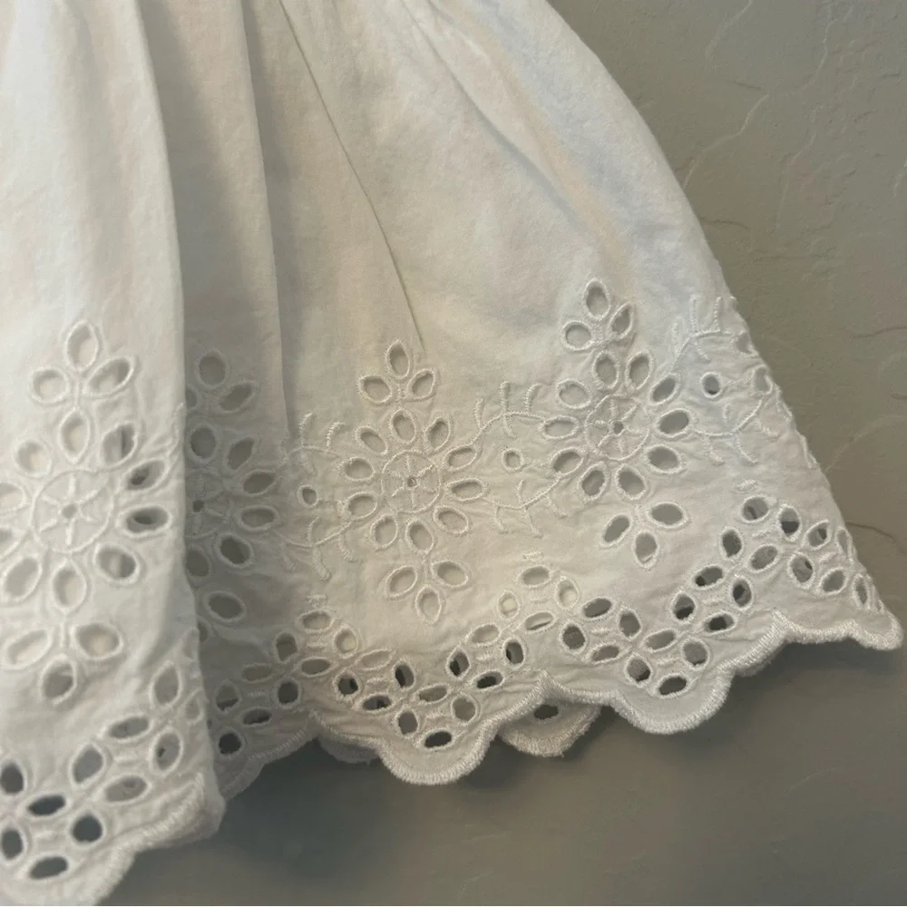 Baby Gap white eyelet dress with flutter sleeves 3-6 months